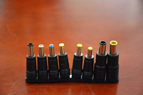 汽車應急啟動電源